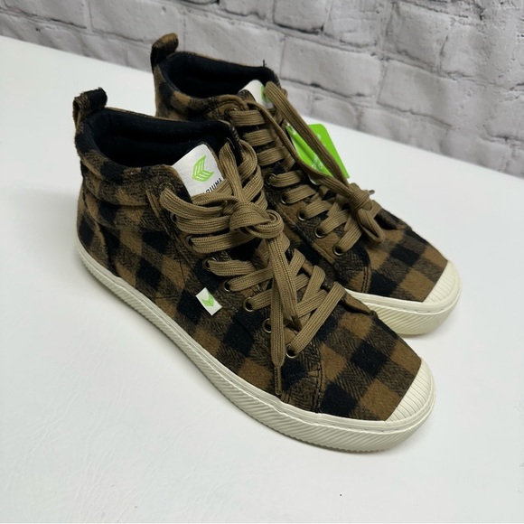 Cariuma Oca high top sneakers size 8.5 men’s 10 women’s nwt - Picture 2 of 8